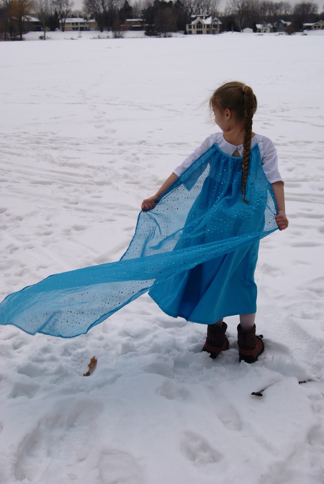 Elsa dress by nestfullofeggs