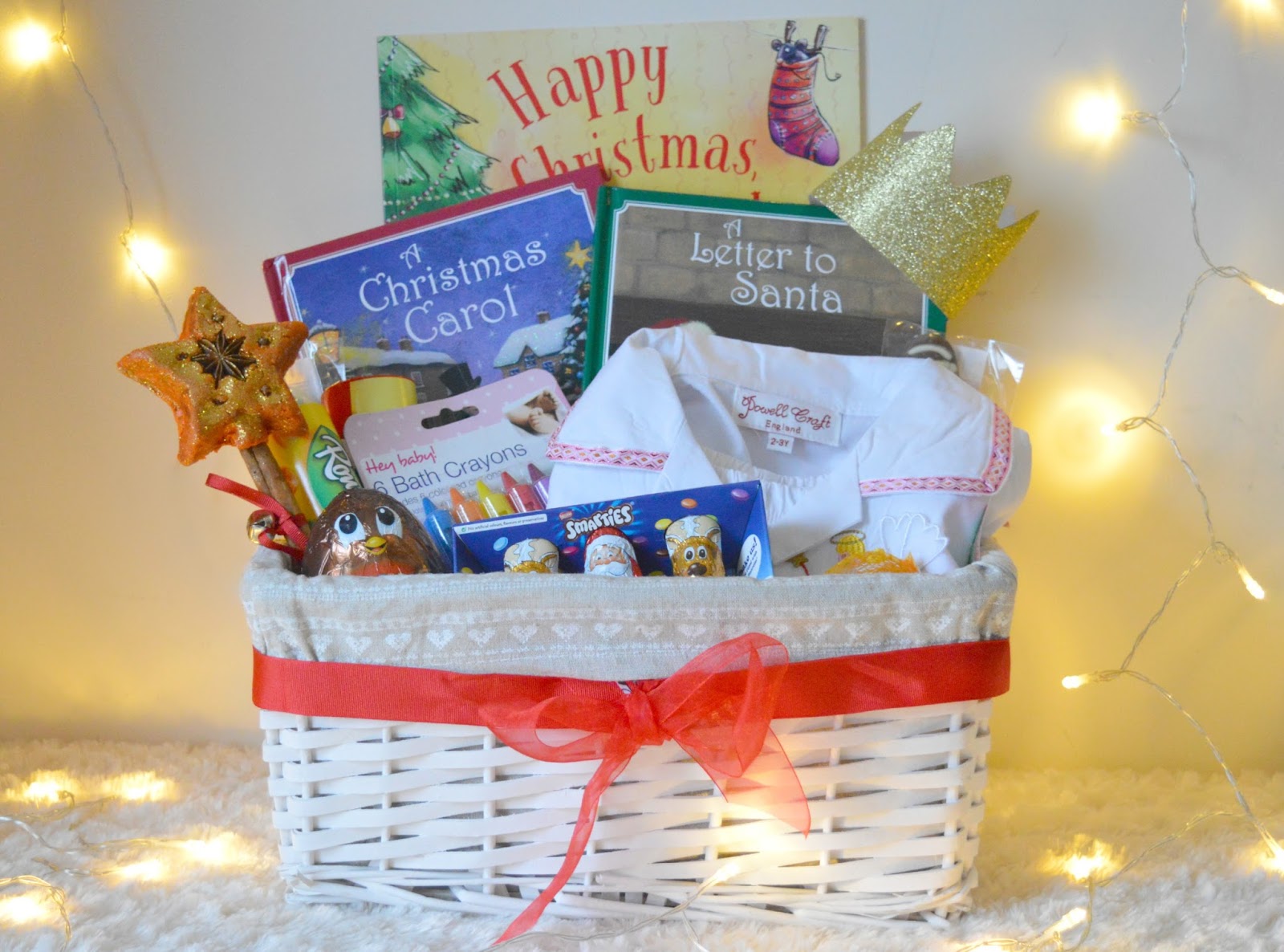 Christmas Eve Box/Basket For Kids What To Include ♥ Dolly Dowsie