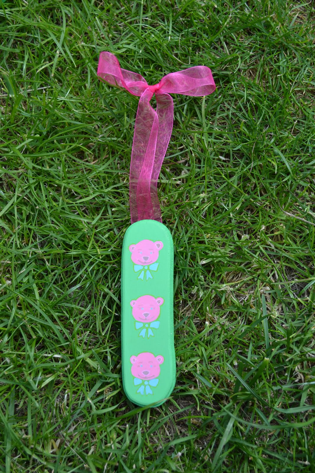 This, That and The Other Crafts Green wall letters / Letras de pared