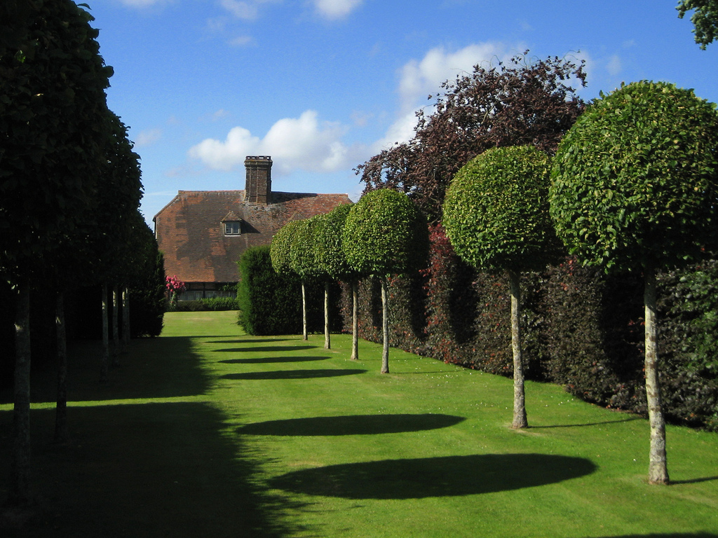 шеффилд, англия сады мира. поместье территория ландшафт англия. много садов на английском. поместье айфорд мэнор англия. английский сад освещение.