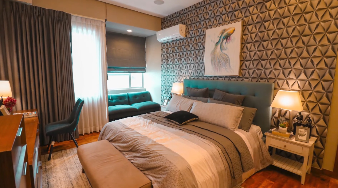 20 Interior Design Photos vs. New Manila, Luxury Townhouse Tour