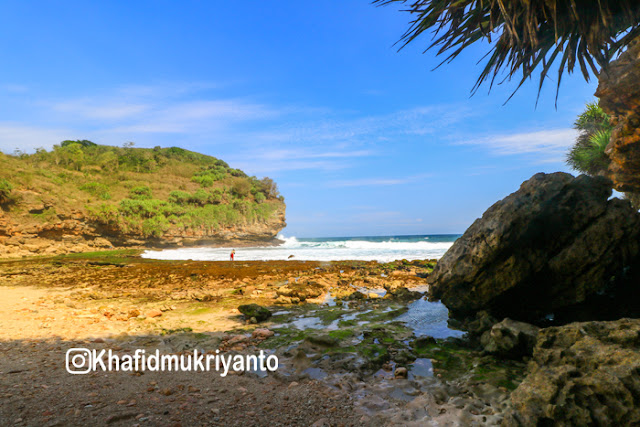 22 Tips dan Cara Memotret Landscape Saat Traveling 22 Tips dan Cara Memotret Landscape Saat Traveling