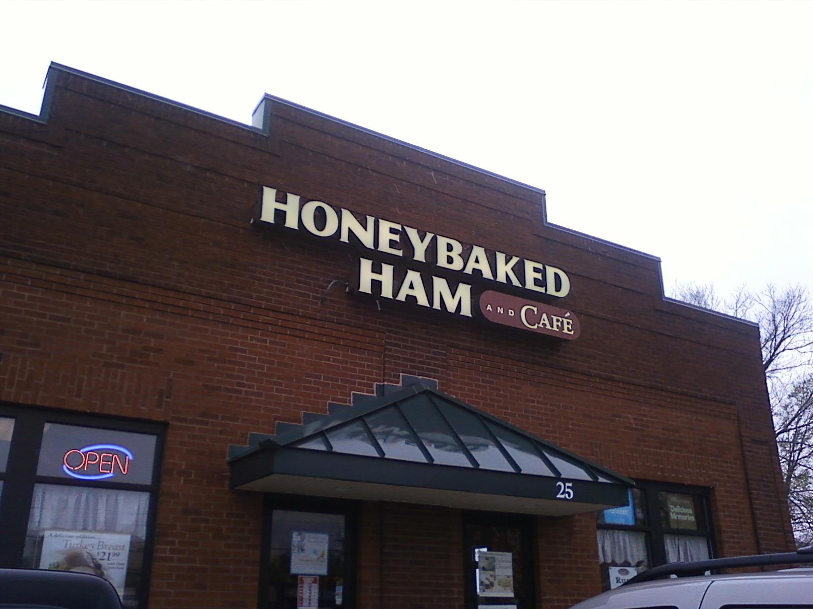 Nolie's Cannoli Honey Baked Ham and Cafe