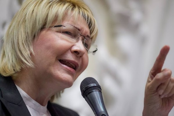 TSJ prohíbe salida del país y congela bienes de Luisa Ortega Díaz TSJ prohíbe salida del país y congela bienes de Luisa Ortega Díaz