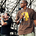 Em show de retorno, JAY-Z performa "Numb" e "Encore" em tributo ao Chester Bennington