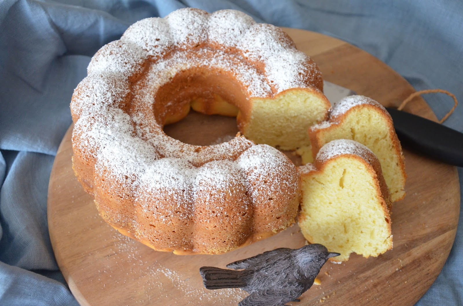 Mascarpone-Mandel-Gugelhupf - Rezeptra - Food and More