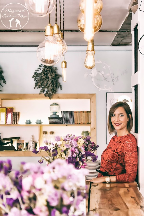 FitnessAndChicness-Roberto-Verino-Red-Lace-5