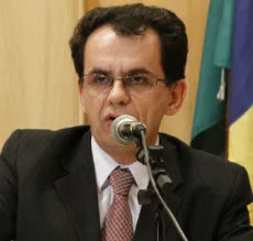 O vereador Reimont Luiz Otoni Santa Bárbara defende a regulamentação da assistência espiritual nos hospitais