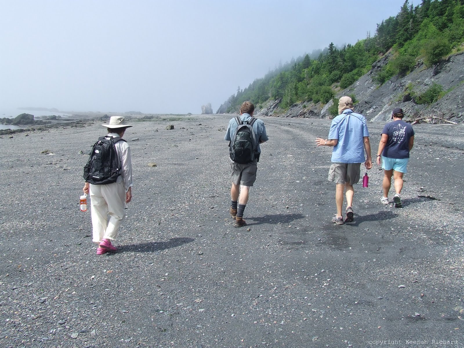Wards Beach / Brookville Rock (Parrsboro, Nova Scotia)