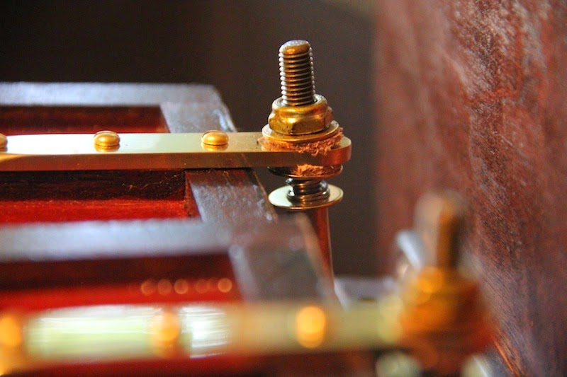 Building a Homemade Crank Organ Fixing the con rod ends and pressure testing.