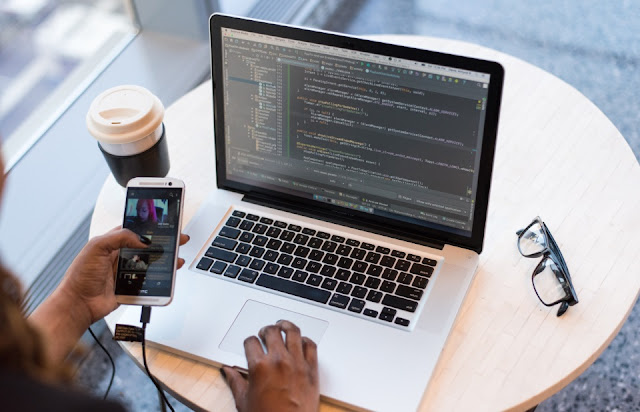 5 Blogging Tools That Helped Me Increase My Blog Traffic, Earnings And Subscribers 5 Blogging Tools That Helped Me Increase My Blog Traffic, Earnings And Subscribers