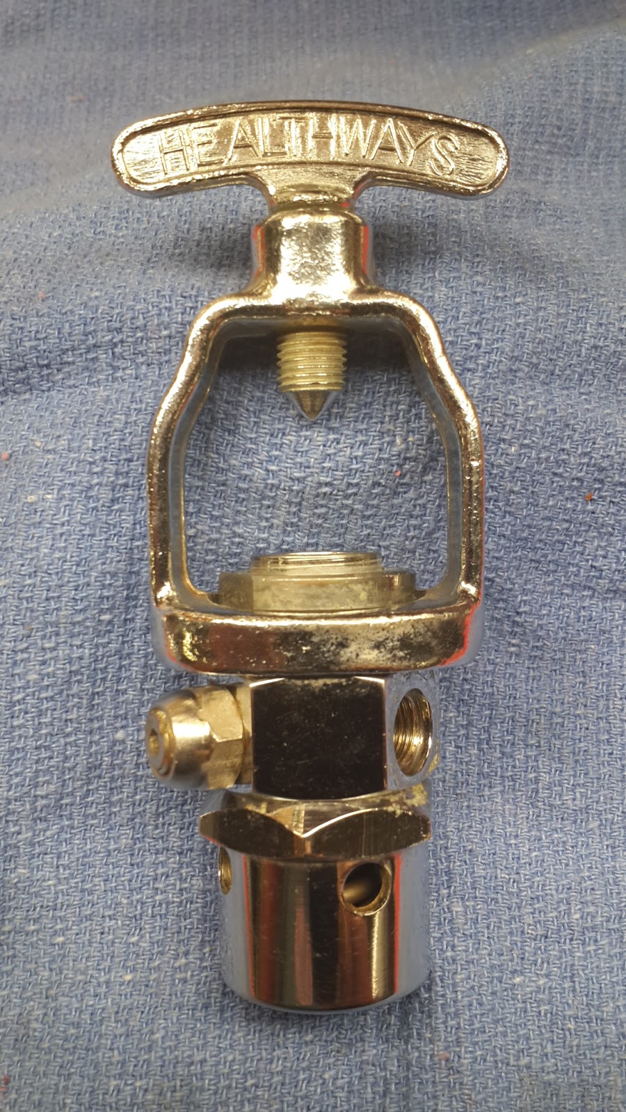 a good place to start discussing healthways single hose regulators is with the one they made the longest and that you will undoubtedly see the most often a good place to start discussing healthways single hose regulators is with the one they made the longest and that you will undoubtedly see the most often