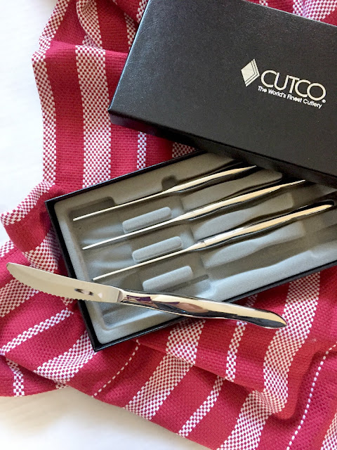 Cutco 4 Piece Table Knife Set Giveaway...12 Days of Holiday Giveaways (sweetandsavoryfood.com)