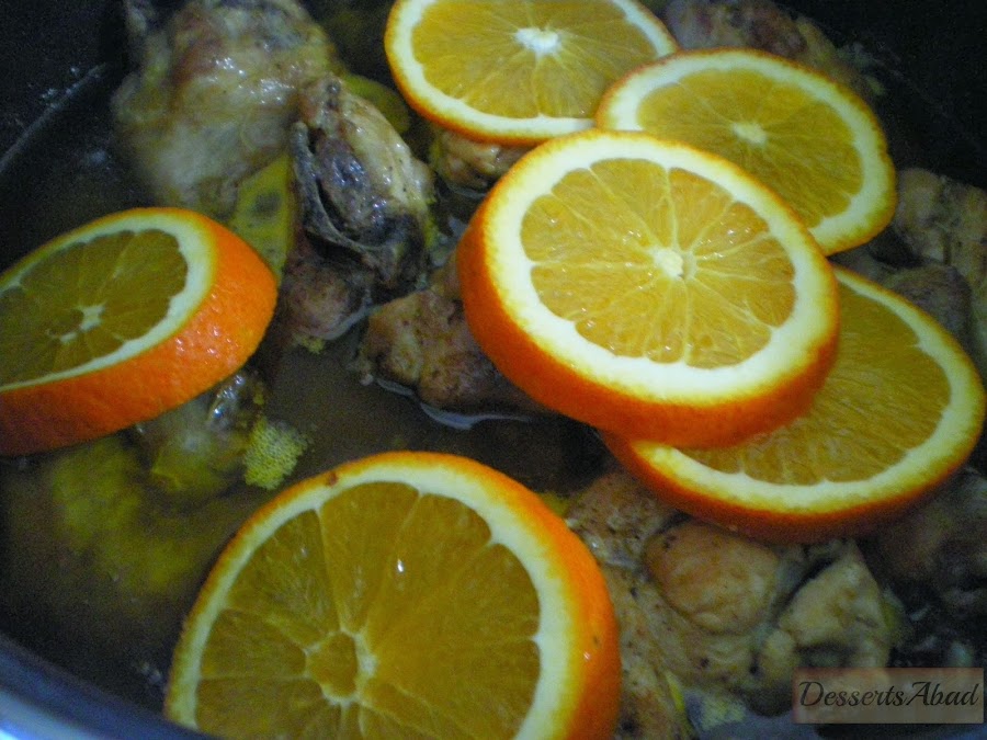 Pollo salteado con almendras y naranjas 