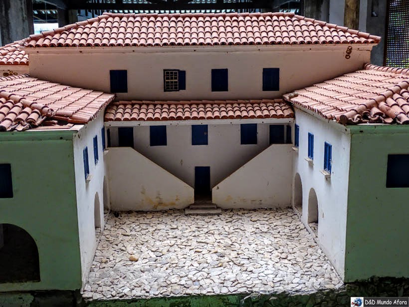 Maquete do Castelo Garcia D'Ávila - O que fazer na Praia do Forte (Bahia) Maquete do Castelo Garcia D'Ávila - O que fazer na Praia do Forte (Bahia)