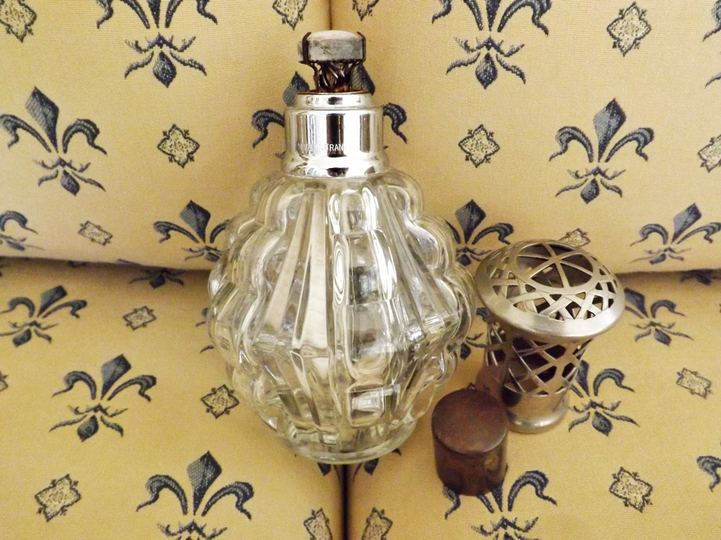 MARIETTE'S BACK TO BASICS: {1960s Vintage French Lampe Berger RV Molded  Glass}