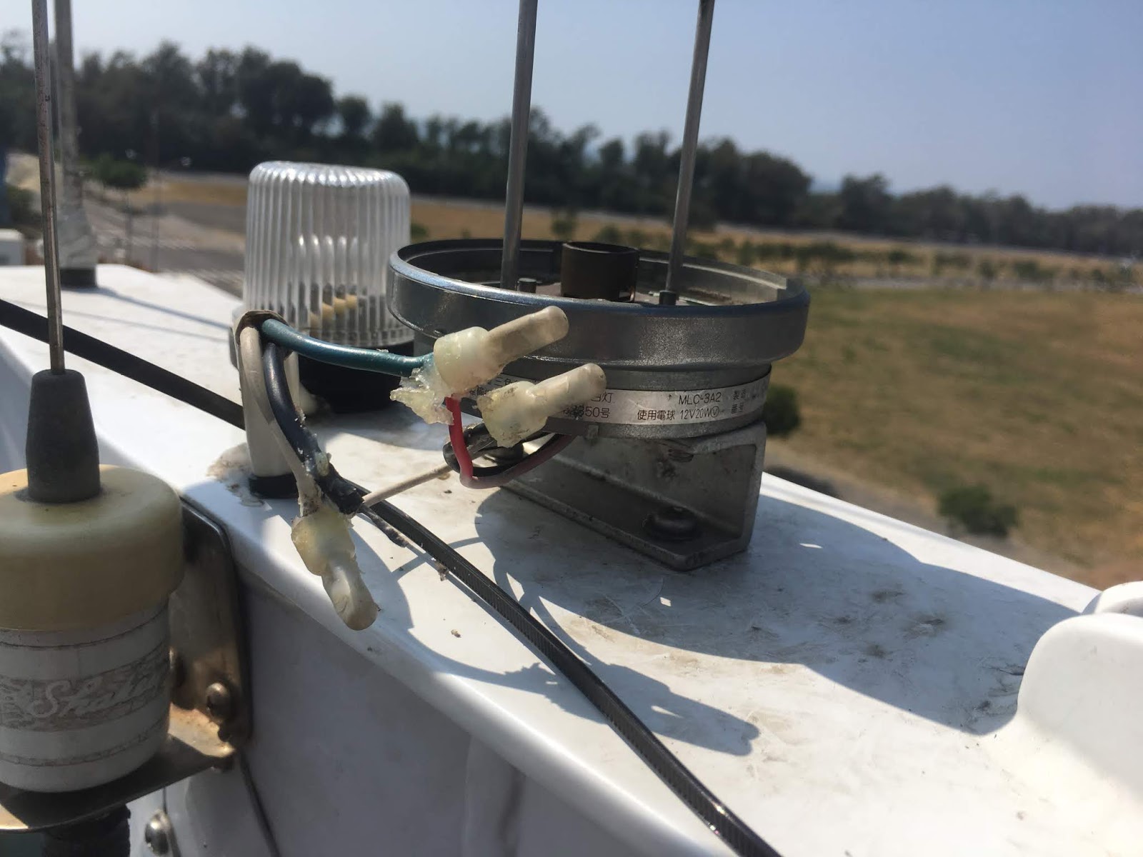 Raymarine wind vane installation