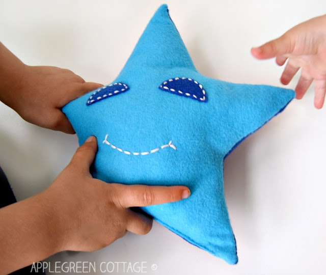 Learn how to make a star softie ~ Tutorial by Apple Green Cottage