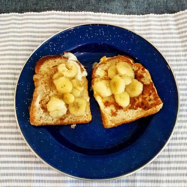 french toast with banana 