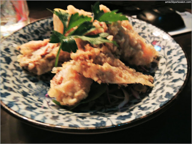Ryoko's Japanese Restaurant & Bar: Deep Fried Soft Shell Crab $10