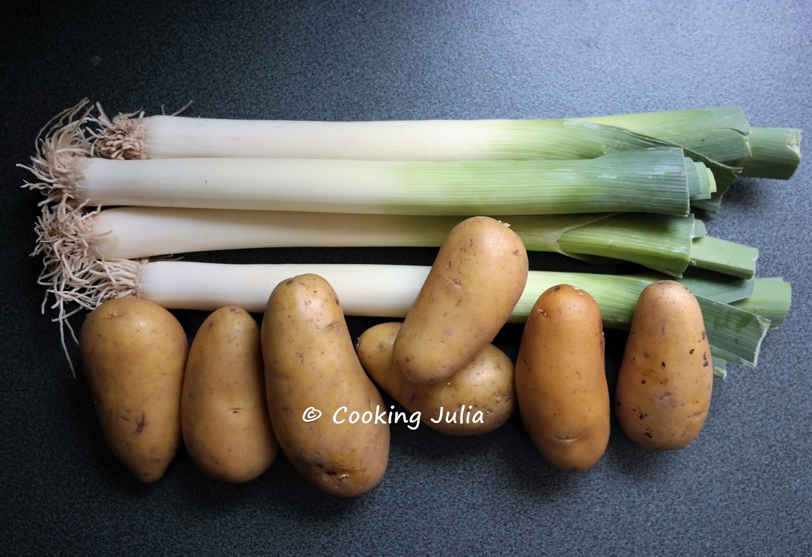 COOKING JULIA ÉCRASÉE DE POIREAUX ET POMMES DE TERRE COOKING JULIA ÉCRASÉE DE POIREAUX ET POMMES DE TERRE