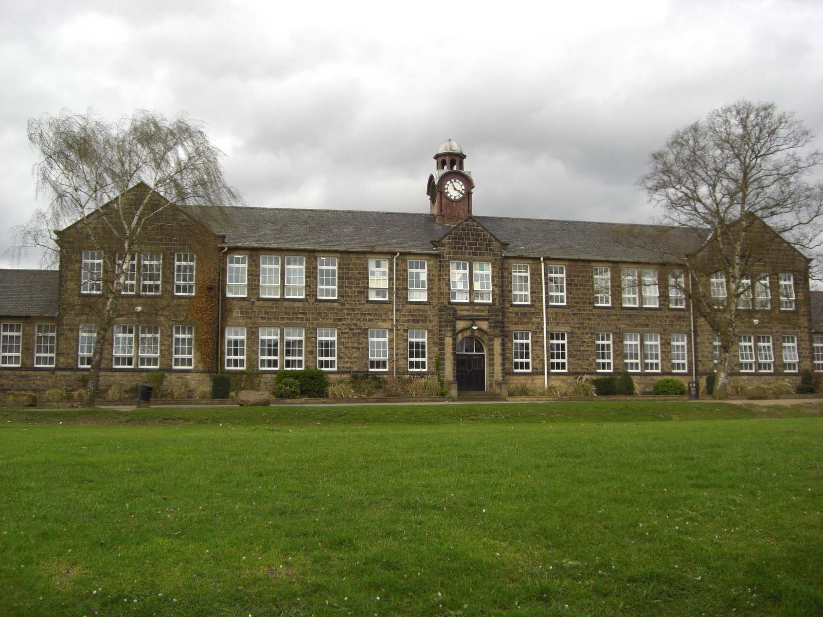 BIBLIONEYRA INTERVENCIÓN DE LOS REPRESENTANTES DE NUESTRO IES EN EL