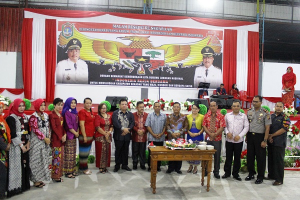 Rayakan HUT RI Ke 72 Pemkab Adakan Resepsi Kenegaraan Rayakan HUT RI Ke 72 Pemkab Adakan Resepsi Kenegaraan