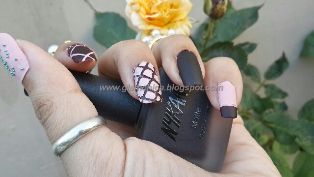 Nykaa Matte Nail Lacquer Pink Meringue & Black Cherry Pie : Review, Price & Swatches