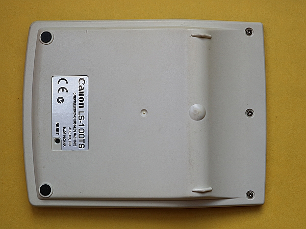 BugWorkShop - 甲蟲工作室: Canon LS-100TS 10位液晶顯示器計算機 - 拆解（一）