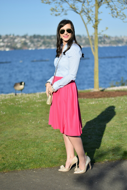 Blue Oxford and Pink Pleated skirt for spring wardrobe