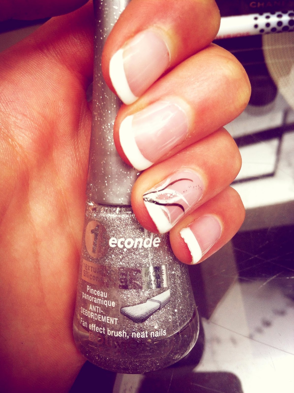 DIY Easy French Manicure Nicole's Allsorts