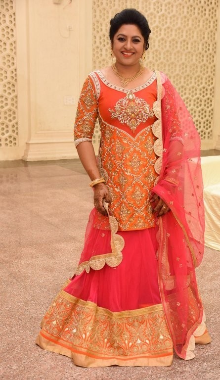 Tollywood Actress Sana aunty Stills In Pink Dress