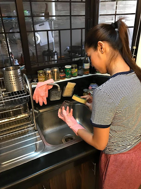 Check out: Maine Mendoza's Surprise Visit on Alden Richard's House Check out: Maine Mendoza's Surprise Visit on Alden Richard's House