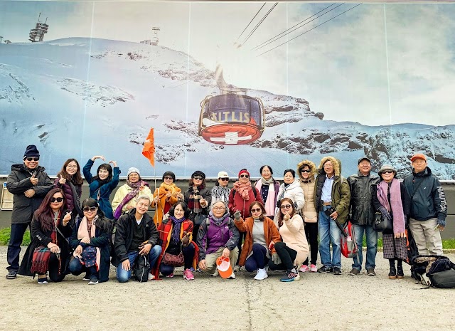 Chào mừng 24 năm thành lập TST Tourist: Mua Tour  - Tặng Tour