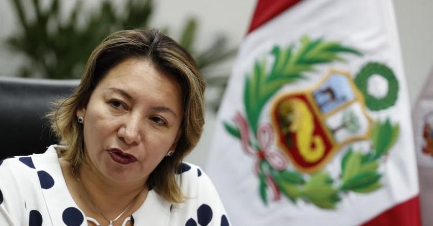 Ministra Rocío Barrios, renuncia al Ministerio de la Producción tras denuncia fiscal en su contra Ministra Rocío Barrios, renuncia al Ministerio de la Producción tras denuncia fiscal en su contra