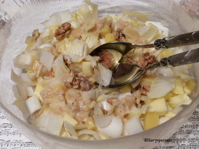 Salade d'endives, pommes, comté et nuances de noix
