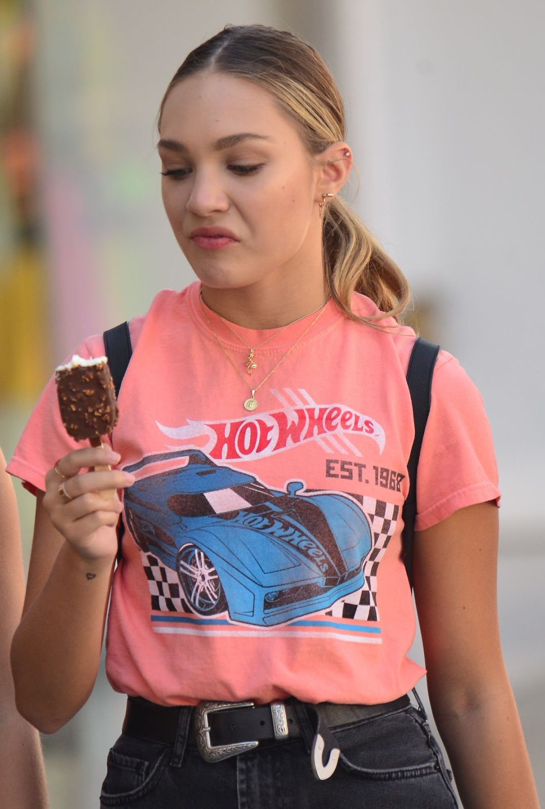 Starlet Arcade: Hot Maddie Ziegler