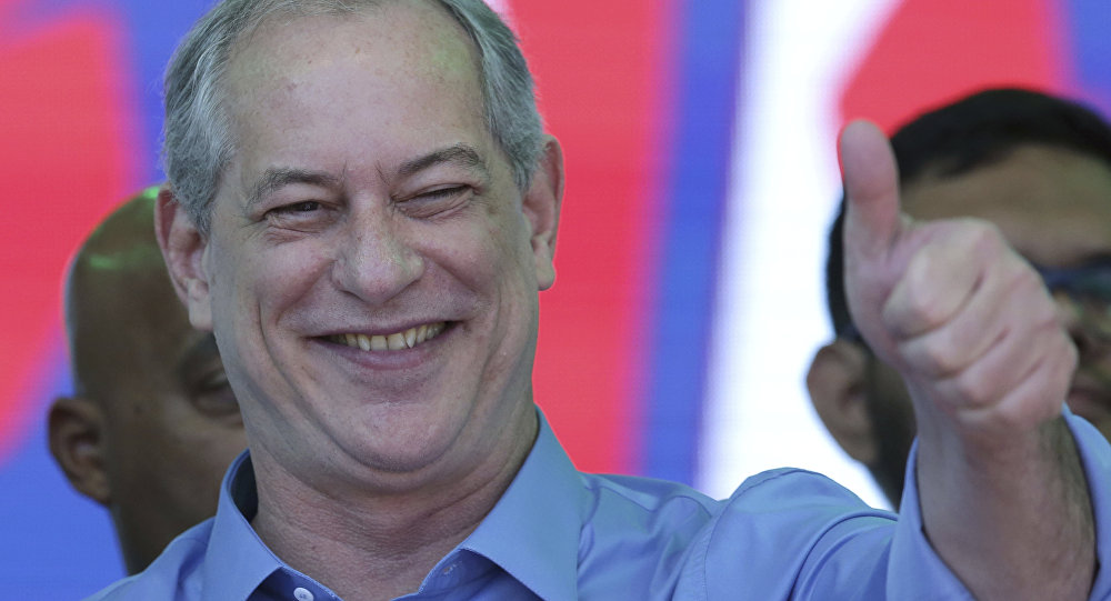 PDT entrega ao TSE documentos que pedem anulação das eleições