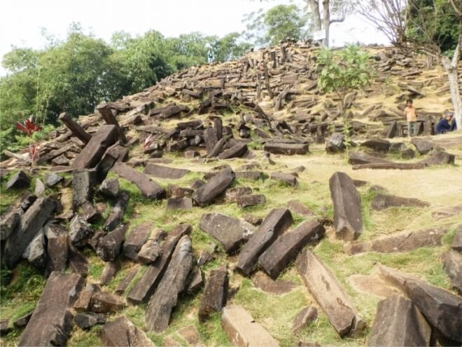 Benarkah Piramid Tertua Di Dunia Terletak Di Indonesia?