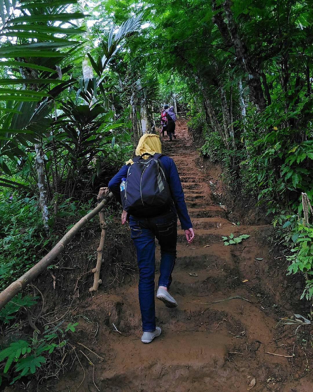 Jalur Bukit Asmara