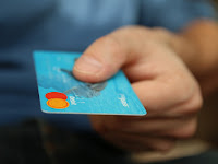 Methods that can help you use your credit card more safely