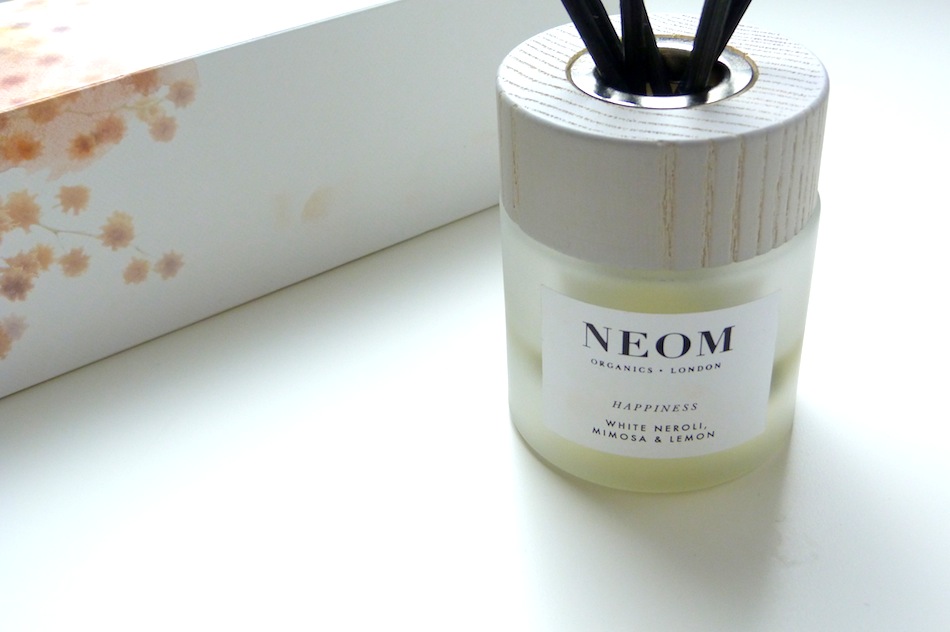 an image of neom happiness reed diffuser review