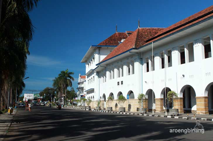gedung bat cirebon