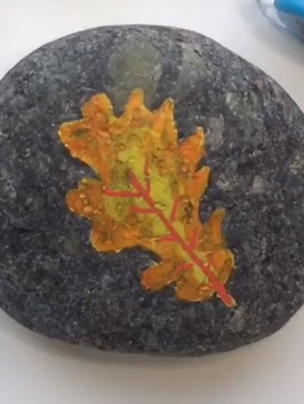 How to Paint Autumn Leaves on Rocks - A Fall Rock Painting Tutorial - I ...