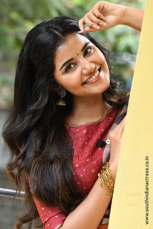 Anupama Parameswaran at Tej I Love You Press Meet