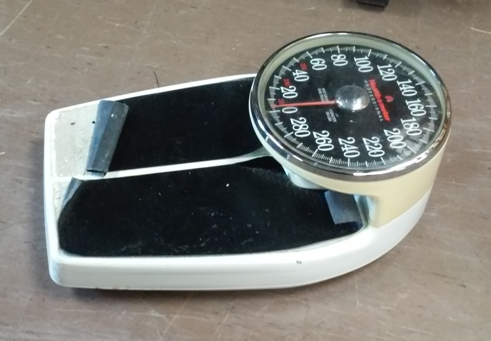 UHURU FURNITURE & COLLECTIBLES SOLD Health O Meter Scale 15