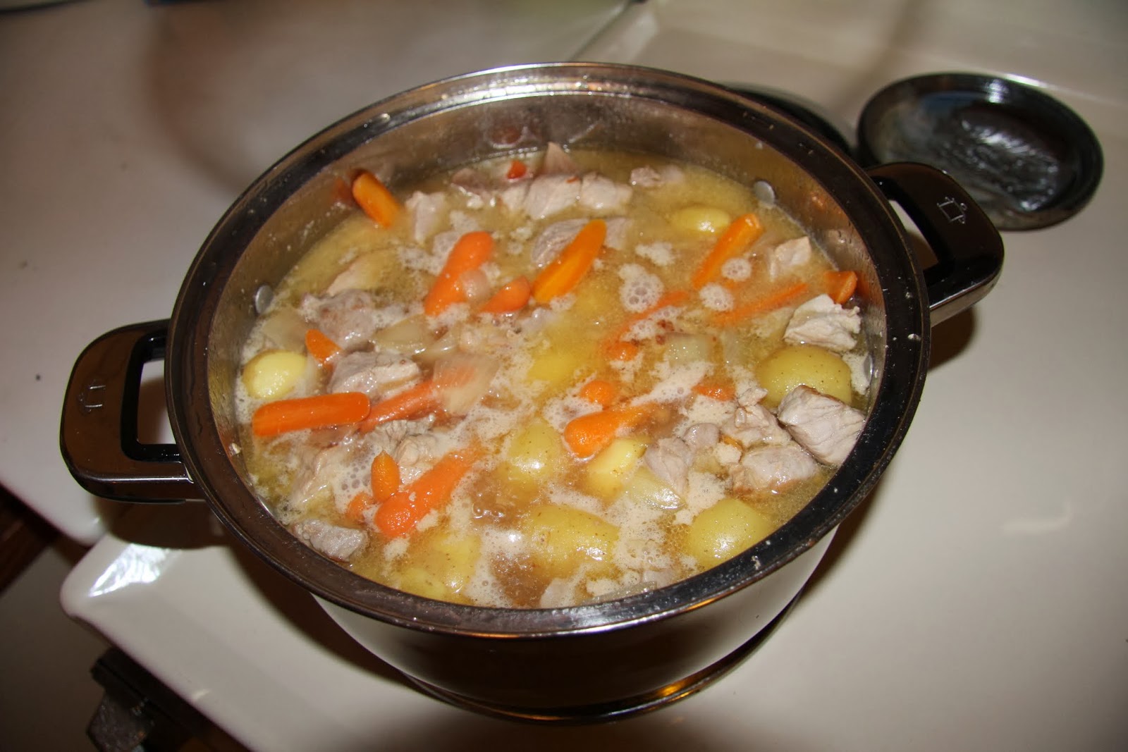 My First Japanese Curry In Tokyo, Glico Curry, Curry Cup Noodle, and