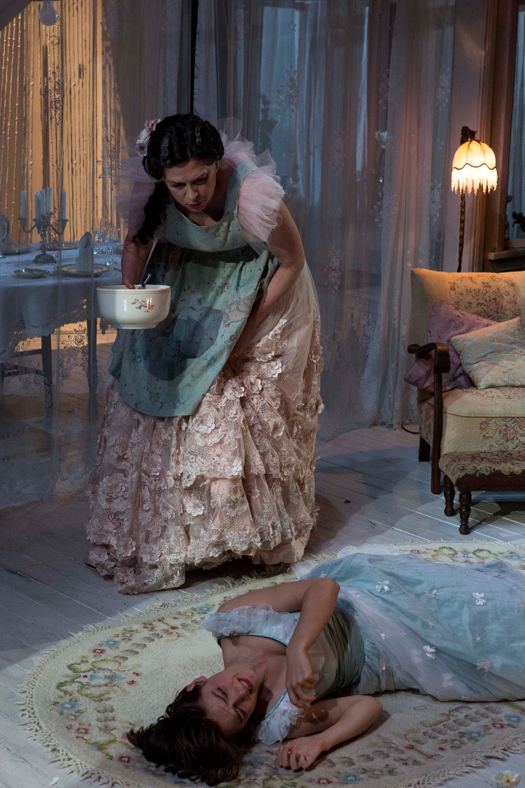 glass menagerie essay