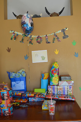 The Berry Bunch: Little Man's 3-Year Dinosaur Birthday Party
