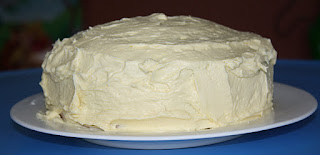 Melt And Mix White Chocolate Mud Cake Donna Hay Melt And Mix White Chocolate Mud Cake Donna Hay